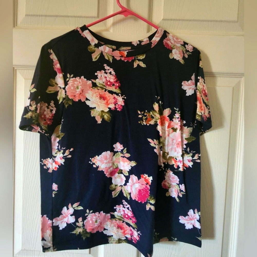 Free With Any Purchase Women's Shein Size L Top
